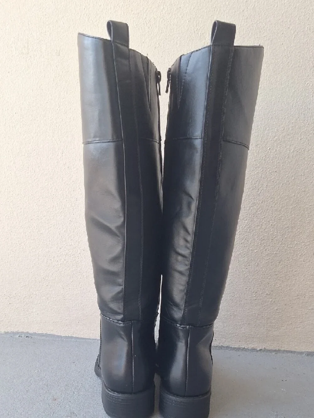 Unisa Classic Black Tall Full Zip Closure Boots Women's Chelsea Style Size 6 M